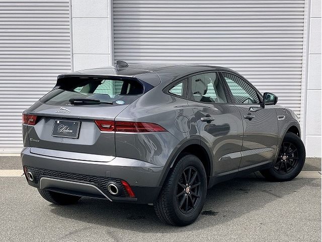 Jaguar E-PACE 2018-09 6244-1