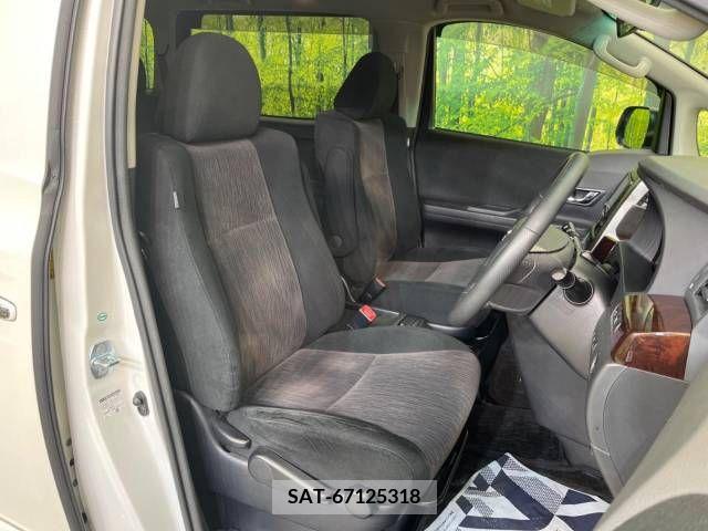 Toyota VELLFIRE 2012-04 226512-8
