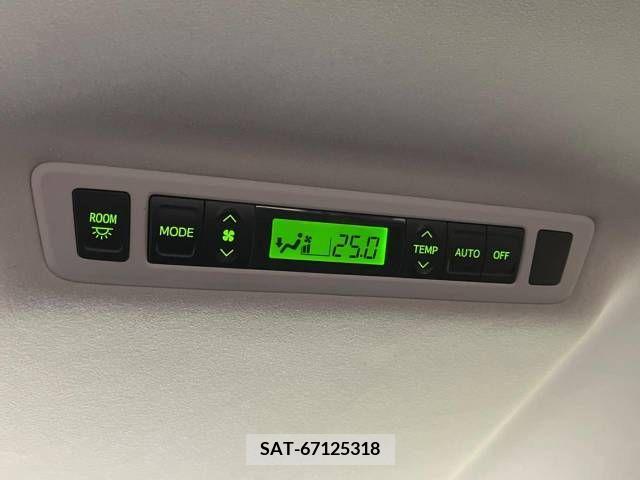 Toyota VELLFIRE 2012-04 226512-7