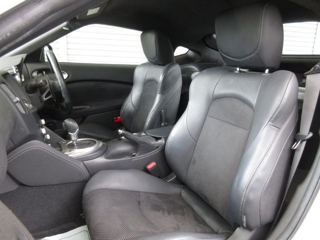 Nissan FAIRLADY Z 2009-01 2077-10