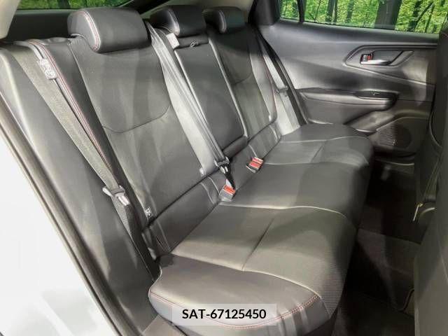 Toyota PRIUS 2023-02 377971-9