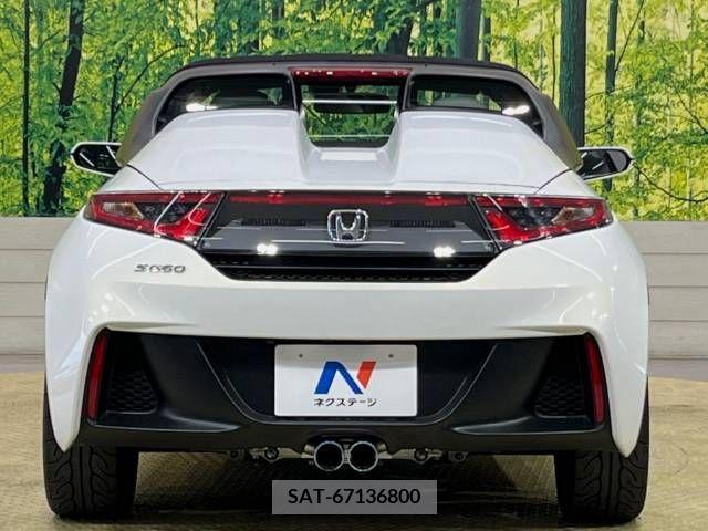 Honda S660 2017-10 381868-15