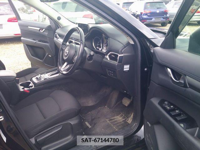 Mazda CX-5 2017-09 378657-9