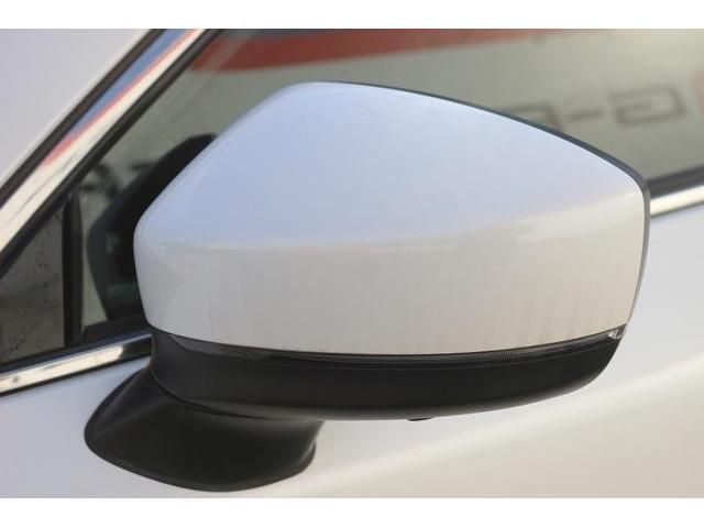 Mazda CX-8 2017-11 9512-7