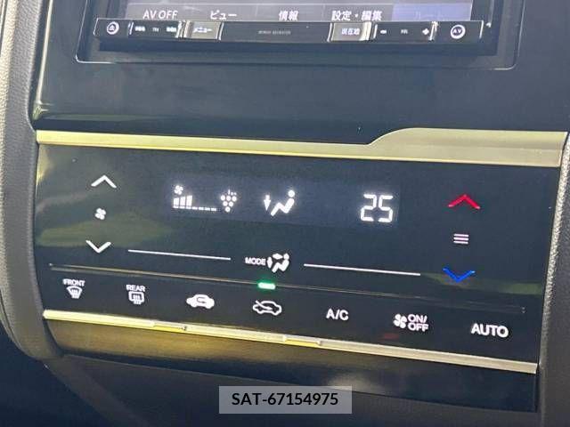 Honda FIT HYBRID 2016-12 224118-4