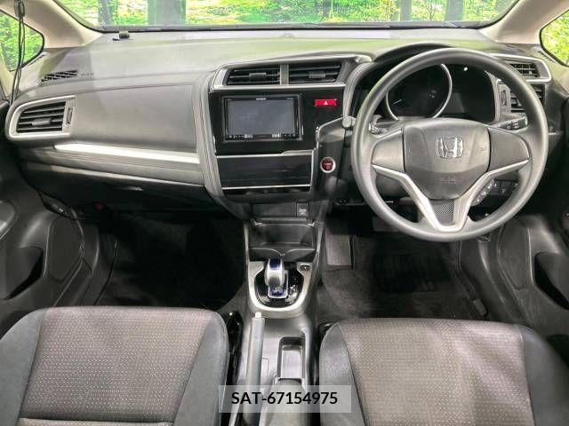 Honda FIT HYBRID 2016-12 224118-1