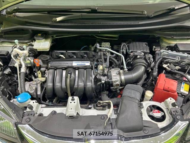 Honda FIT HYBRID 2016-12 224118-18