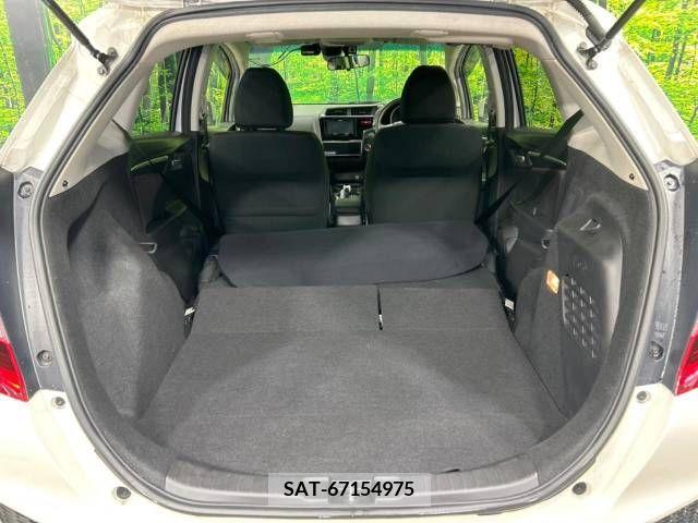 Honda FIT HYBRID 2016-12 224118-10