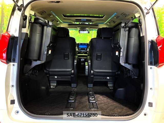 Toyota ALPHARD 2019-12 337466-18
