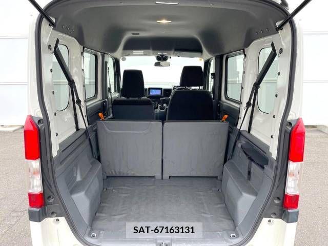 Honda N-VAN 2018-09 307941-10