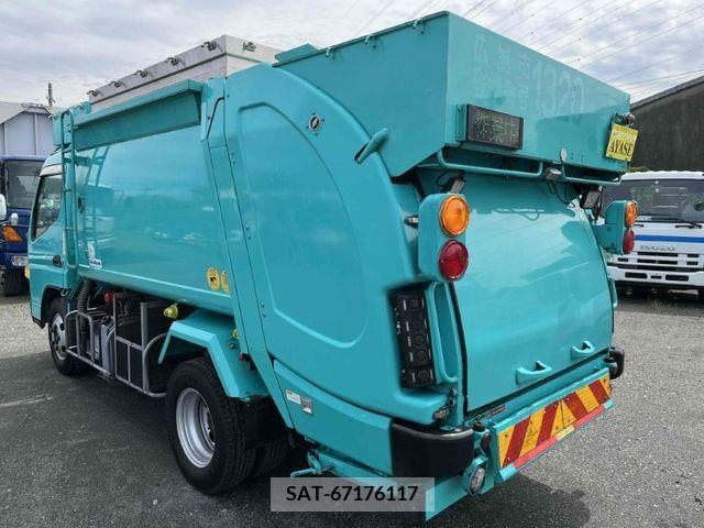 Mitsubishi CANTER 2019-02 294470-3