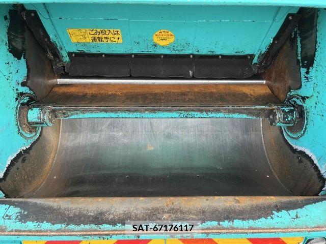 Mitsubishi CANTER 2019-02 294470-6