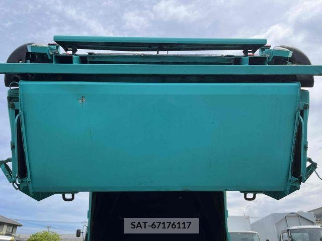 Mitsubishi CANTER 2019-02 294470-17