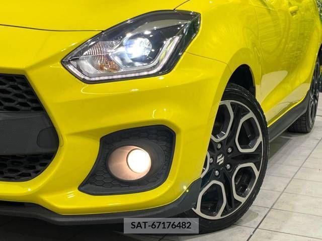 Suzuki SWIFT 2018-01 230078-12