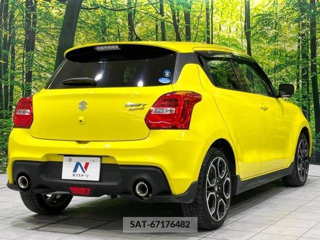 Suzuki SWIFT 2018-01 230078-17