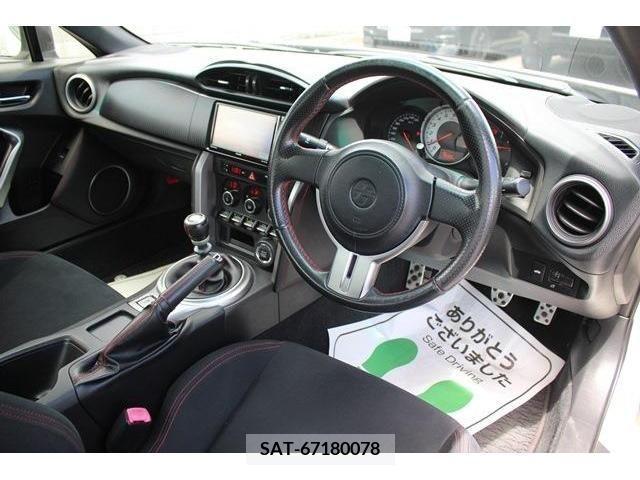 Toyota 86 2012-10 355211-15