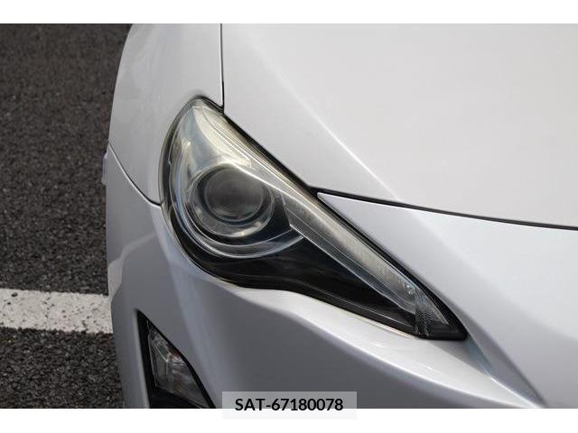 Toyota 86 2012-10 355211-9