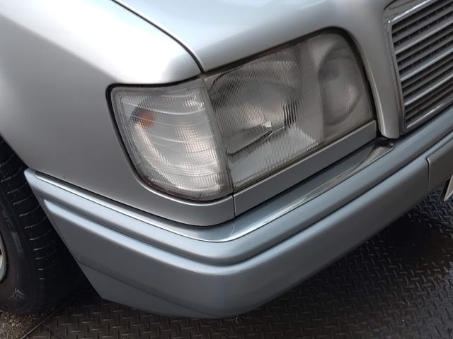 Mercedes Benz E-CLASS 1995-02 2101-5