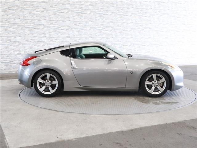 Nissan FAIRLADY Z 2009-03 15615-8