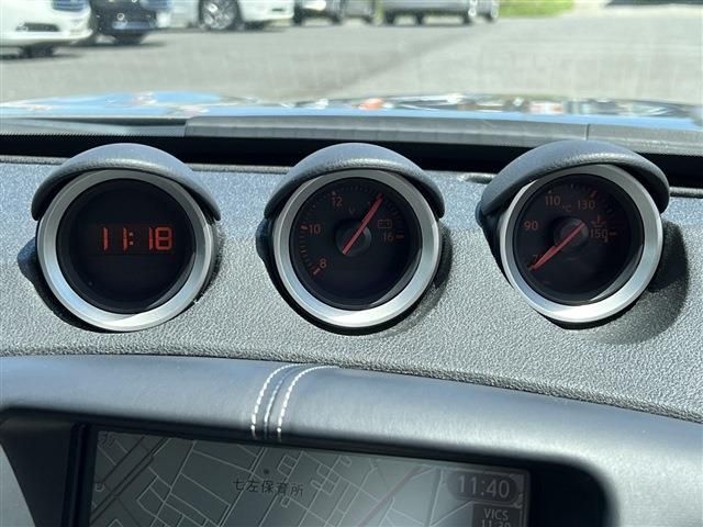 Nissan FAIRLADY Z 2009-03 15615-14
