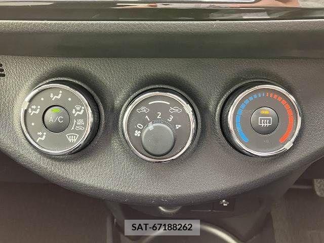 Toyota VITZ 2018-11 222931-7