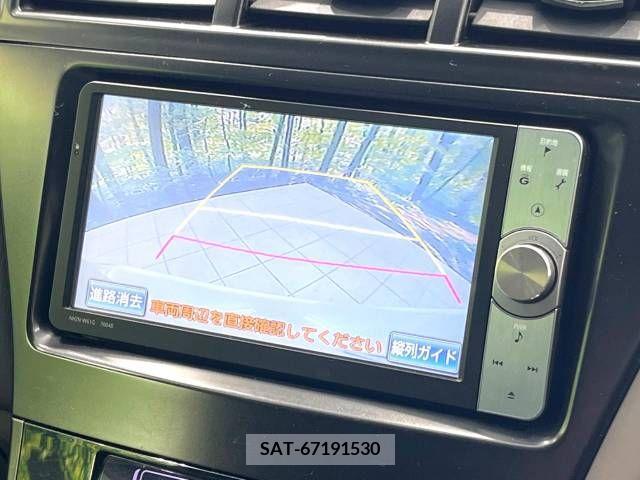 Toyota PRIUS ALPHA 2011-11 282493-3