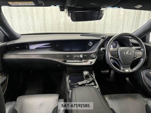Lexus LS 2018-03 275488-1