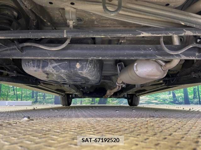 Suzuki SPACIA 2014-12 379105-18