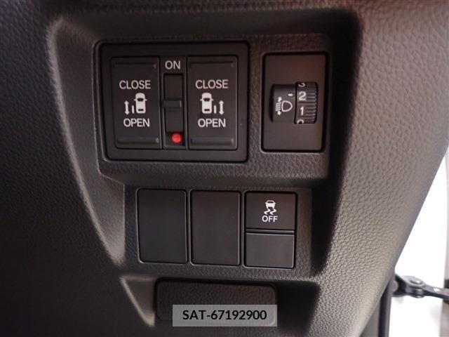 Honda STEP WGN 2022-07 368757-21