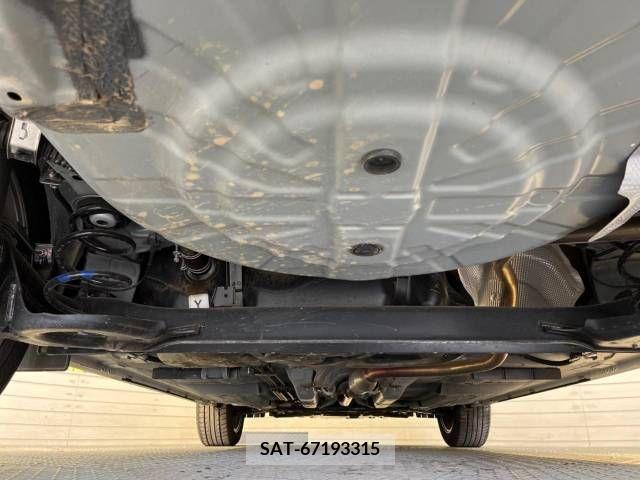 Nissan KICKS 2021-09 238044-19
