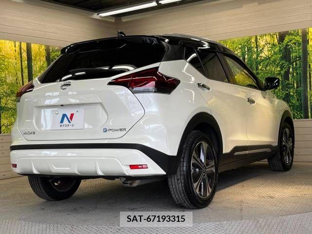 Nissan KICKS 2021-09 238044-17