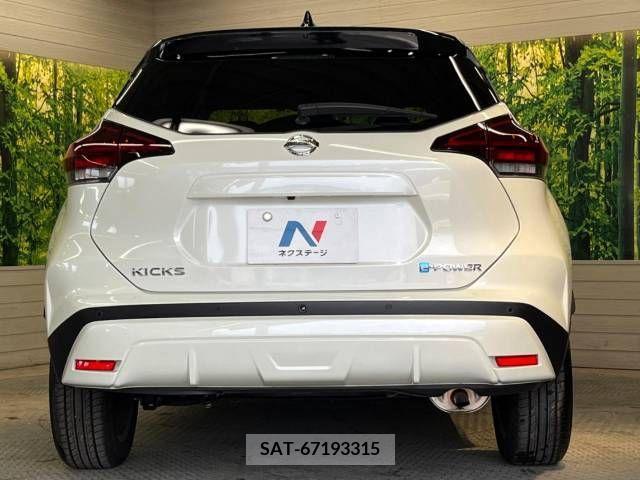 Nissan KICKS 2021-09 238044-15