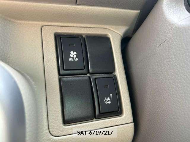 Suzuki EVERY WAGON 2016-03 271535-11