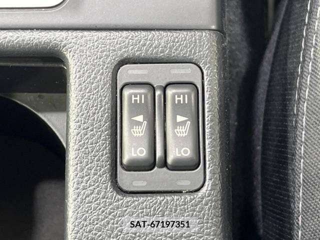 Subaru LEVORG 2017-10 216488-7