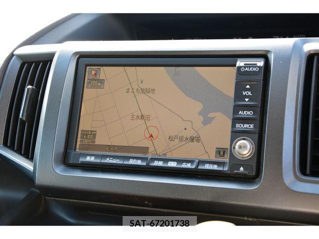 Honda e 2011-03 248178-13