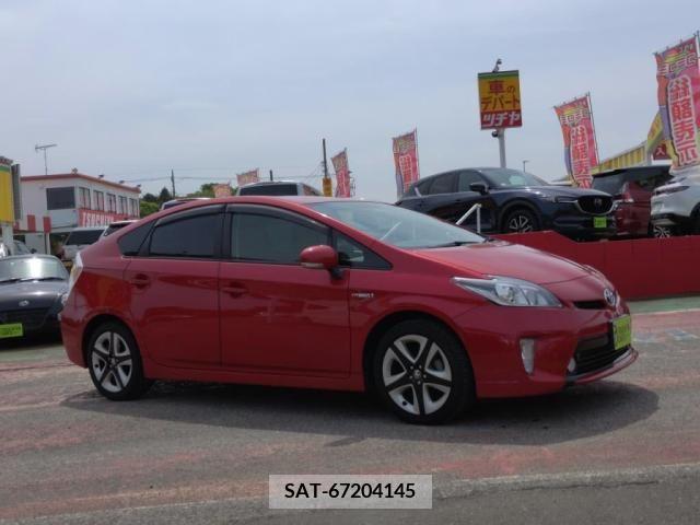 Toyota PRIUS 2013-06 282364-8