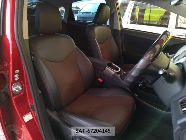 Toyota PRIUS 2013-06 282364-12