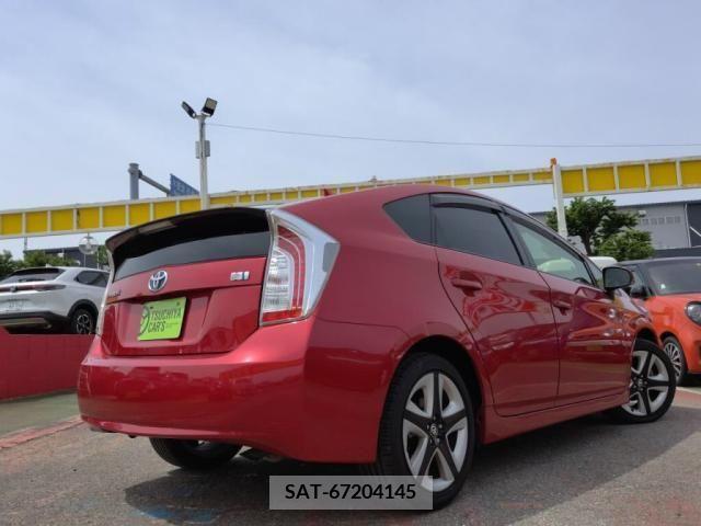 Toyota PRIUS 2013-06 282364-25