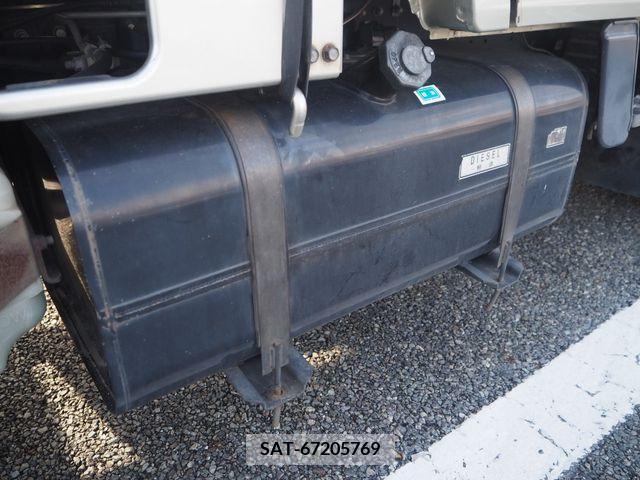 Mitsubishi CANTER 2012-06 264414-27