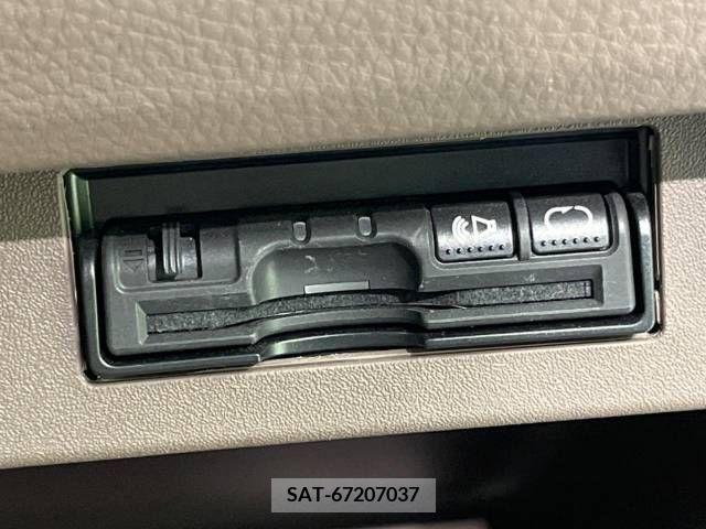 Nissan MOCO 2014-03 324563-3