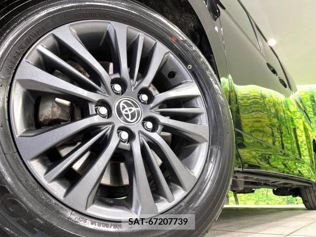 Toyota VOXY 2023-10 313619-13