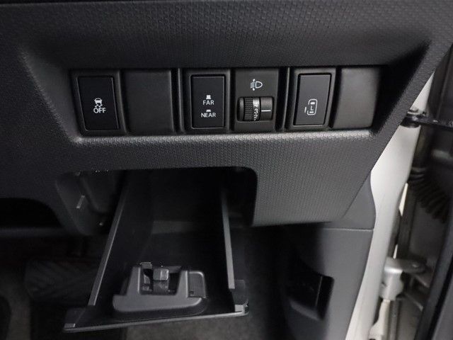 Suzuki SOLIO 2015-02 183150-11
