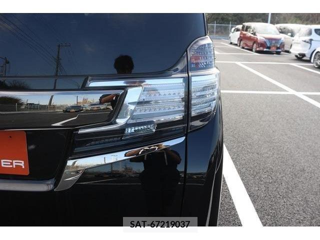 Toyota VELLFIRE 2016-12 212224-10