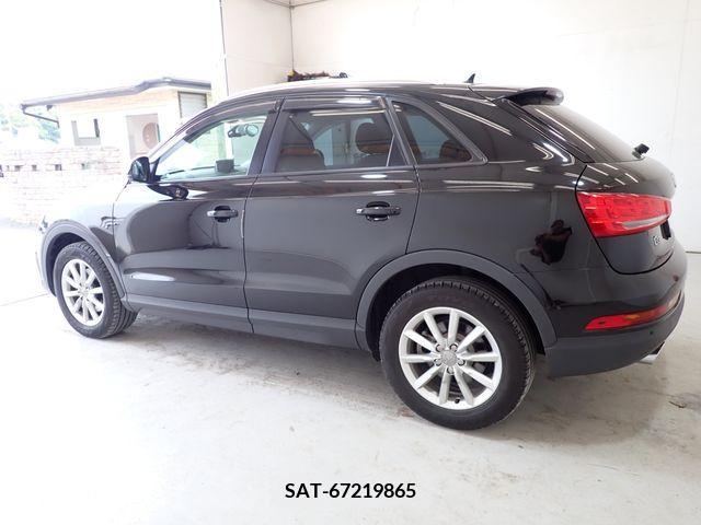 Audi Q3 2015-06 317803-6