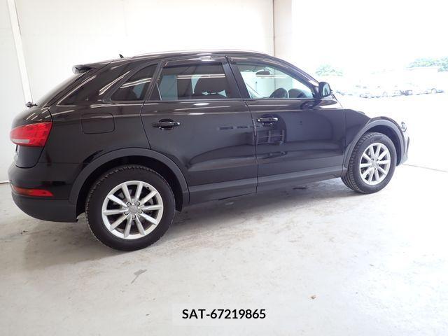 Audi Q3 2015-06 317803-4
