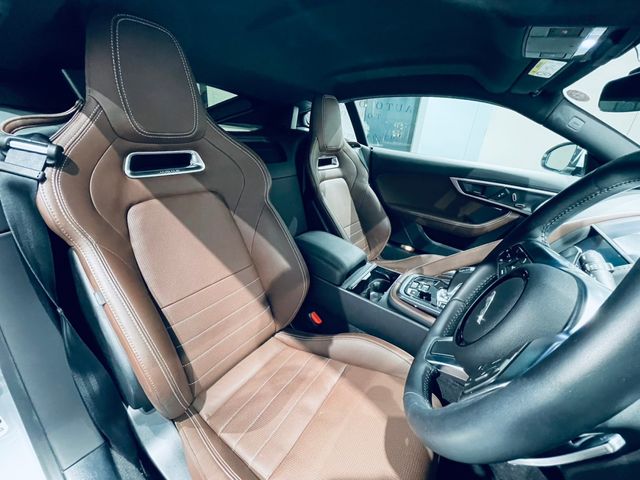 Jaguar F-TYPE 2020-12 8021-17