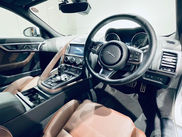 Jaguar F-TYPE 2020-12 8021-16