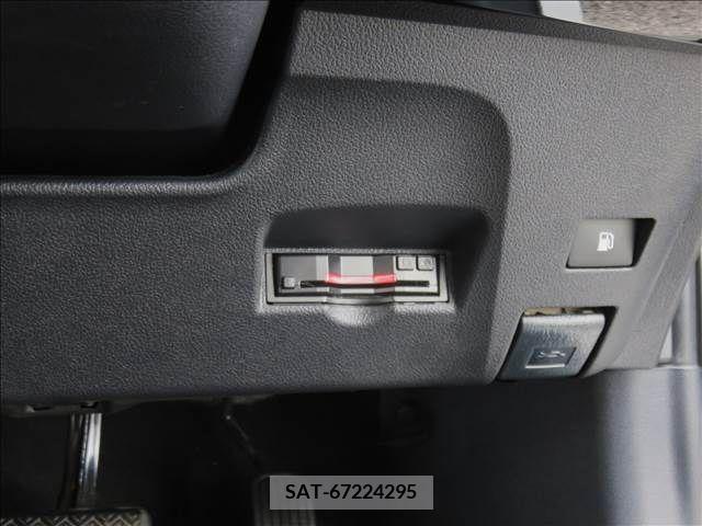 Toyota PRIUS 2017-01 255596-7