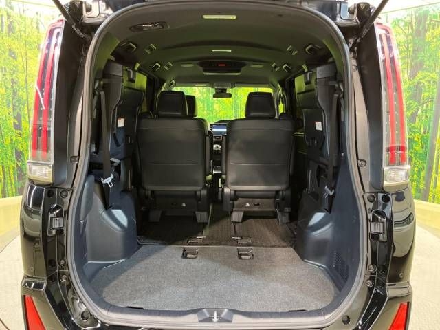 Toyota NOAH 2019-07 18774-12