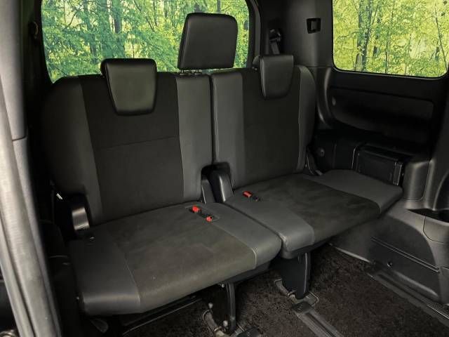 Toyota NOAH 2019-07 18774-11